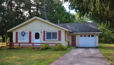3865 Spruce, Lewiston, MI 49756 photo 1