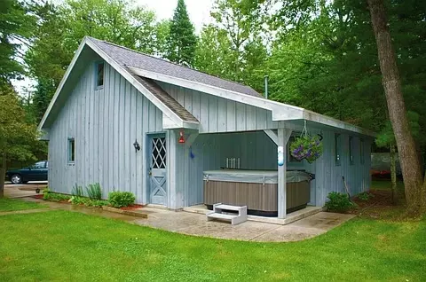 735 Wendy Lane Grayling Mi 49738 Ln, Grayling, MI 49738 photo 2