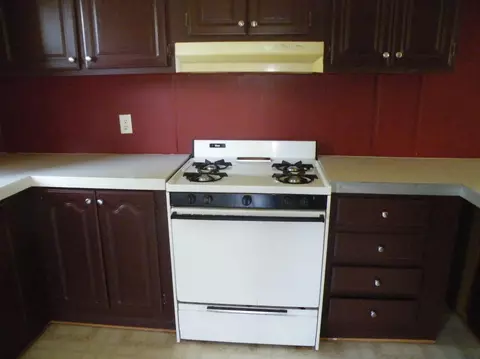 421 N Eastern Avenue Cheboygan Mi 49721 Ave, Cheboygan, MI 49721 photo 7