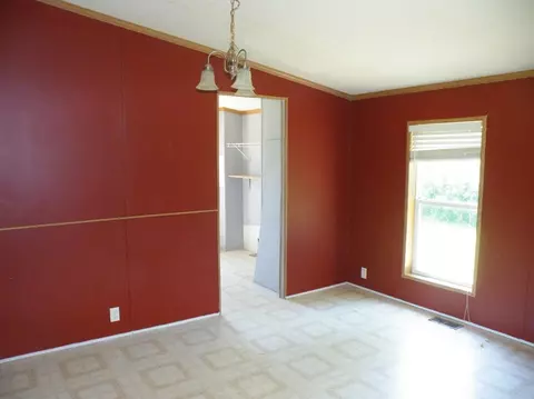 421 N Eastern Avenue Cheboygan Mi 49721 Ave, Cheboygan, MI 49721 photo 5