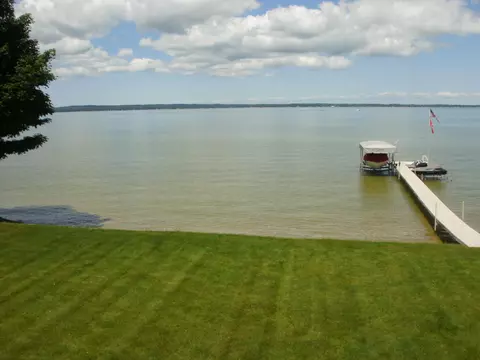 1015 Needle Point Drive Cheboygan Mi 49721 Dr, Cheboygan, MI 49721 photo 12
