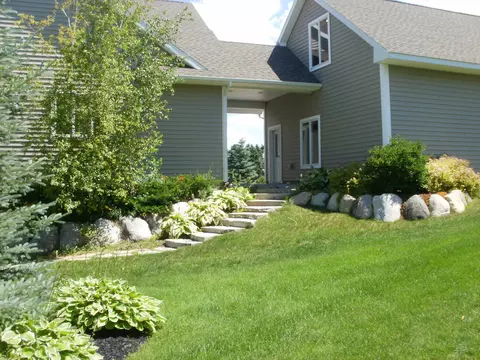 1015 Needle Point Drive Cheboygan Mi 49721 Dr, Cheboygan, MI 49721 photo 3