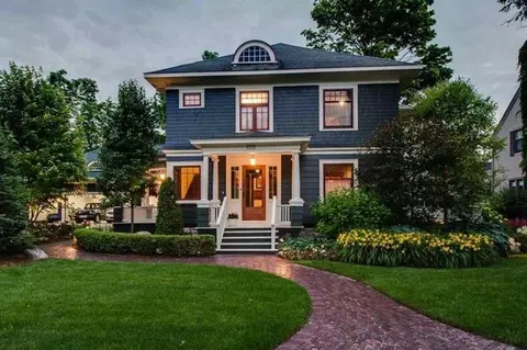1010 E Mitchell St, Petoskey, MI 49770 photo 1