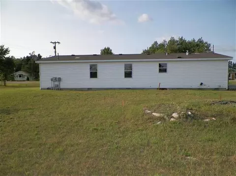 6166 Pell St, Pellston, MI 49769 photo 4