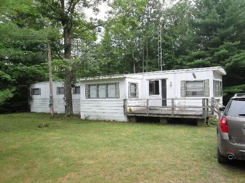 482 Geronimo Rd, Alpena, MI 49707 photo 1