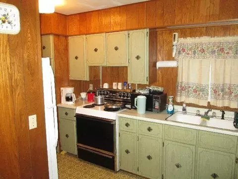 482 Geronimo Rd, Alpena, MI 49707 photo 3