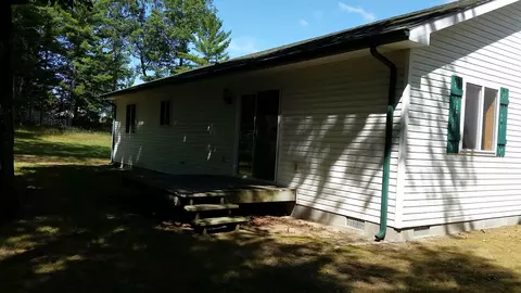 630 E 8th St, Mio, MI 48647 photo 4