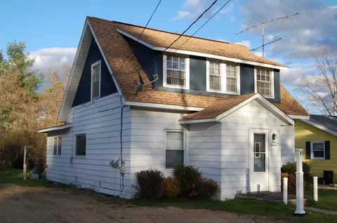 111 S Sixth St, Roscommon, MI 48653 photo 2