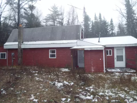 4779 Snoopy Ln, Frederic, MI 49733 photo 2