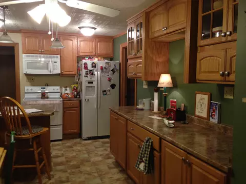 622 Sable St, Alpena, MI 49707 photo 3