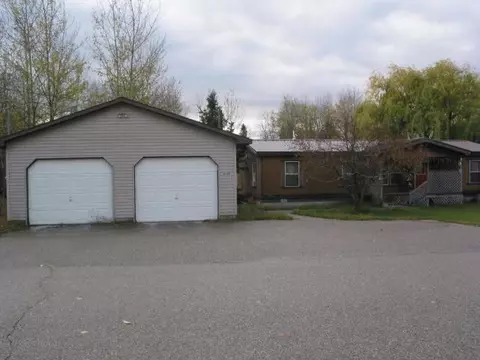 6614 E Bogardus St, Pellston, MI 49769 photo 1