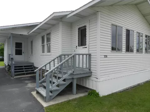 320 E State Street Cheboygan Mi 49721 St, Cheboygan, MI 49721 photo 1
