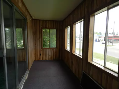 320 E State Street Cheboygan Mi 49721 St, Cheboygan, MI 49721 photo 2