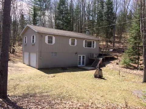 15743 Lakeview Dr, Wolverine, MI 49799 photo 1