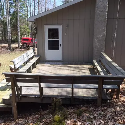 15743 Lakeview Dr, Wolverine, MI 49799 photo 22