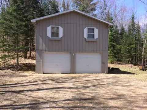15743 Lakeview Dr, Wolverine, MI 49799 photo 2