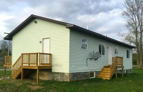 940 Summit, Vanderbilt, MI 49795 photo 2