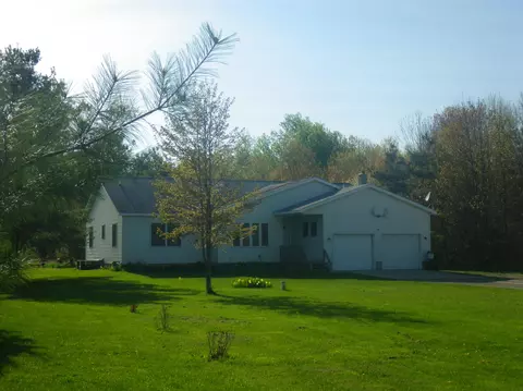 8445 Galbraith Rd, Cheboygan, MI 49721 photo 6