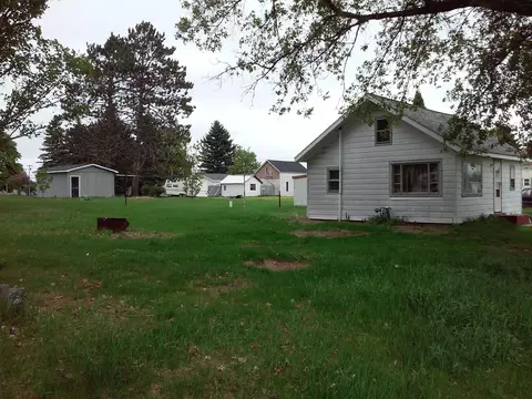 463 Sheridan, Vanderbilt, MI 49795 photo 2