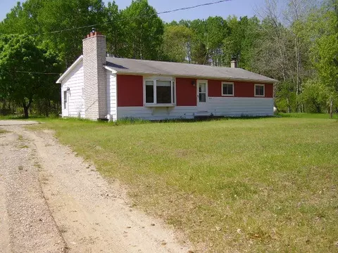 463 Boerner Rd, Mio, MI 48647 photo 2