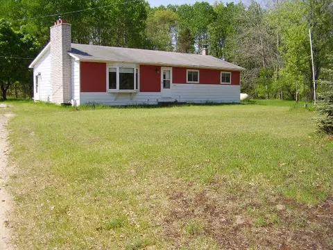 463 Boerner Rd, Mio, MI 48647 photo 1