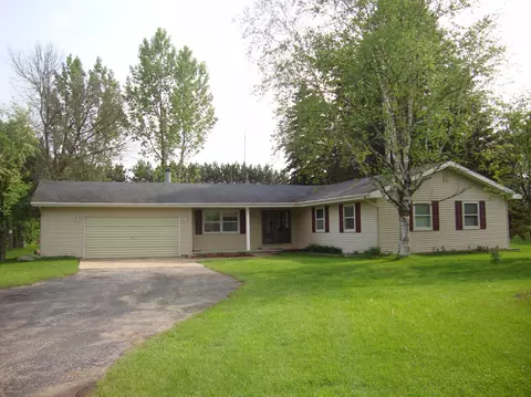 33 E Marlette Rd, Frederic, MI 49733 photo 1