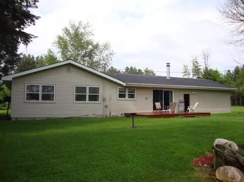 33 E Marlette Rd, Frederic, MI 49733 photo 2