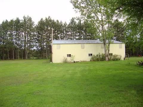 33 E Marlette Rd, Frederic, MI 49733 photo 4
