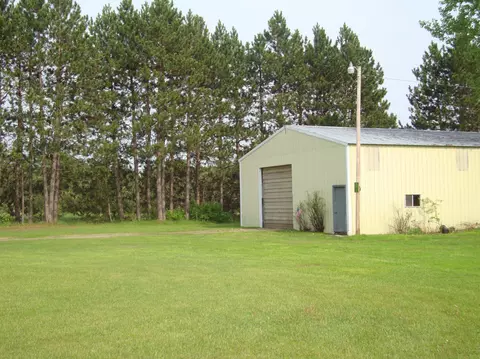 33 E Marlette Rd, Frederic, MI 49733 photo 8