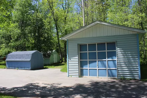 8202 Devils Elbow Dr, Brutus, MI 49716 photo 6