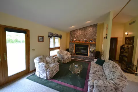 5315 Pinecrest Dr, Lewiston, MI 49756 photo 2