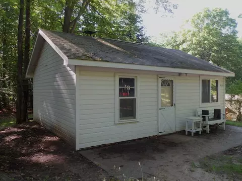 2124 N Mt Tom Road Mio Mi 48647 Rd, Mio, MI 48647 photo 1