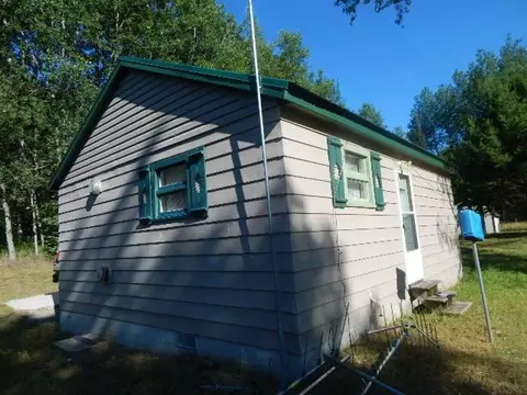 6515 Whitehouse Trl, Vanderbilt, MI 49795 photo 4