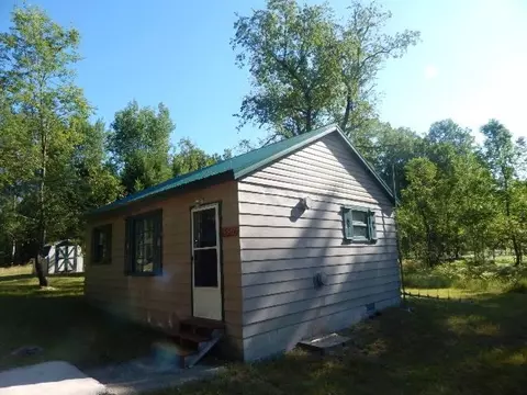 6515 Whitehouse Trl, Vanderbilt, MI 49795 photo 2