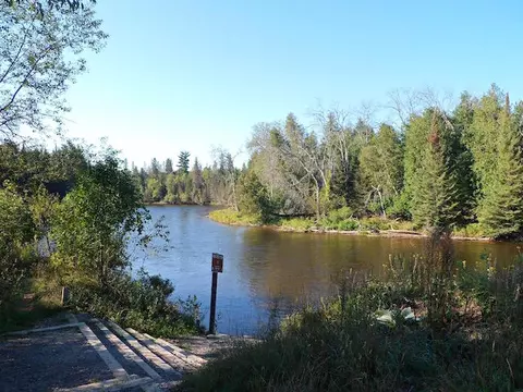 968 Adams Dr, Mio, MI 48647 photo 2