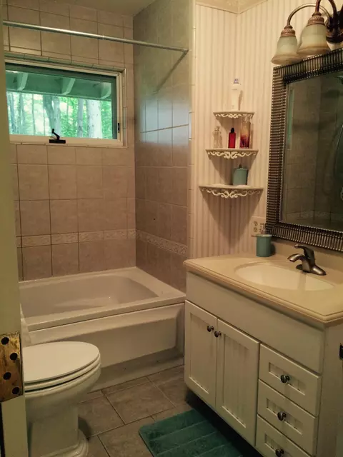 150 Farmbrook Ln, Gaylord, MI 49735 photo 20
