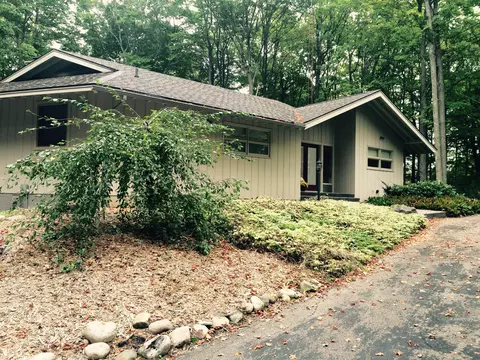 150 Farmbrook Ln, Gaylord, MI 49735 photo 1