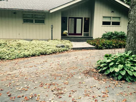 150 Farmbrook Ln, Gaylord, MI 49735 photo 3