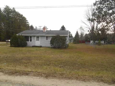 111 Barbara St, Grayling, MI 49738 photo 3