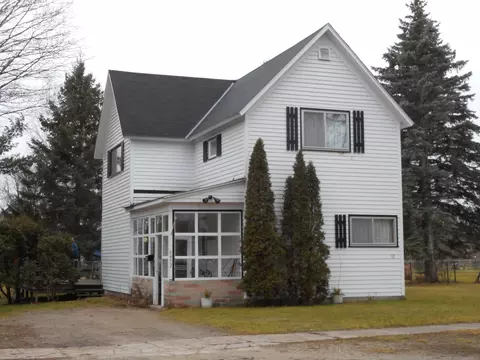 6452 Edgar St, Pellston, MI 49769 photo 1