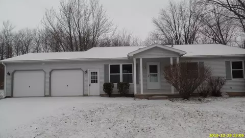 2058 Maple Grove Cheboygan Mi 49721, Cheboygan, MI 49721 photo 1