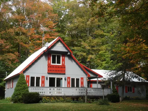661 W Alexander Rd, Vanderbilt, MI 49795 photo 1