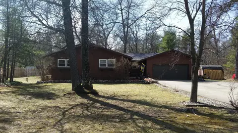 118 West Dr, Grayling, MI 49738 photo 1