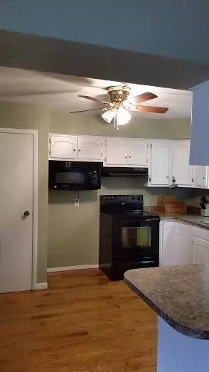 118 West Dr, Grayling, MI 49738 photo 5