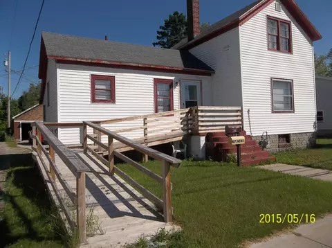 409 S Eighth Avenue Alpena Mi 49707 Ave, Alpena, MI 49707 photo 2