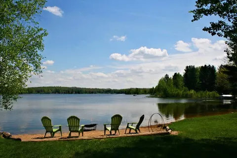 15205 Valley Dr, Wolverine, MI 49799 photo 4