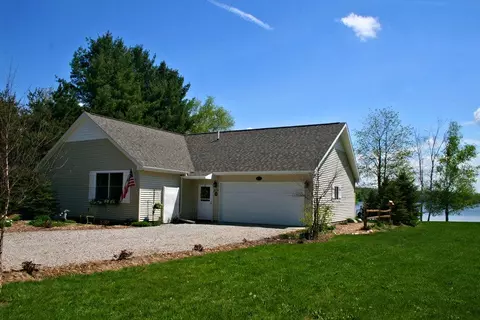 15205 Valley Dr, Wolverine, MI 49799 photo 27