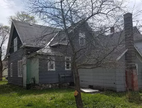 403 N Bailey, Cheboygan, MI 49721 photo 2