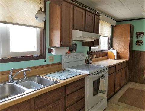 924 S Eighth Avenue Alpena Mi 49707 Ave, Alpena, MI 49707 photo 4