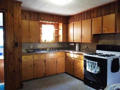 2163 N Lake Dr, Fairview, MI 48621 photo 7